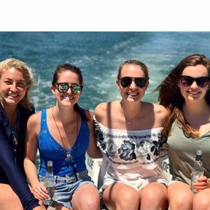 Meet your Posher, Mackenzie